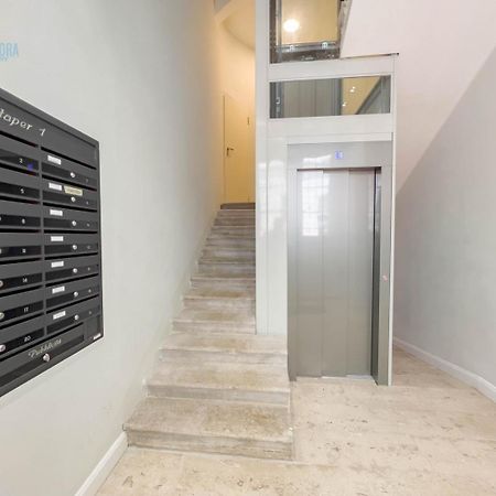 Апартаменты Slataper 11 Tirabora Short Rent Триест Экстерьер фото